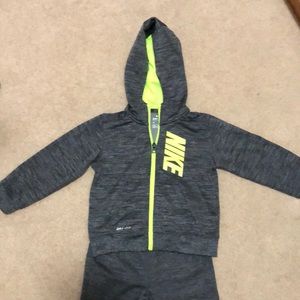 Toddler boys Nike outfit (Dri-Fit)